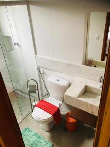 Bangalôs Floripa - Tiny House tesisinde bir banyo