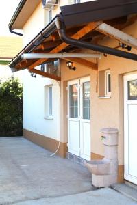 Zgrada u kojoj se nalazi apartman