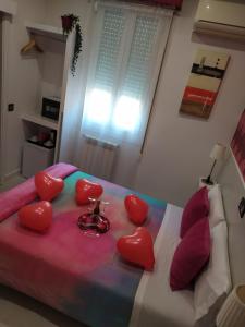 Łóżko lub łóżka w pokoju w obiekcie Hostal Inn Madrid