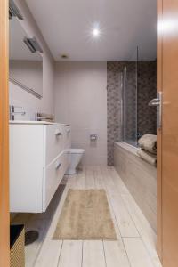 Koupelna v ubytování Arcasa by Villas Rinamar