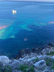 Fotografia z galérie ubytovania Appartement Cala Blanca v destinácii Jávea