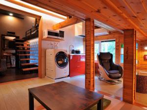 Gallery image of Kunugi Relaxation with 4 modern rooms in Hakuba