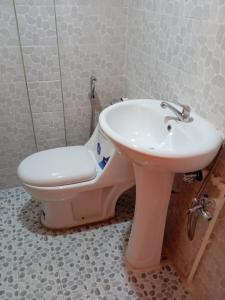 Koupelna v ubytování JayDin Travellers Inn