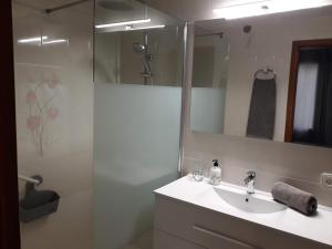 Kúpeľňa v ubytovaní Jormar 112 + 12 fotografií