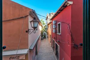 Budova, v ktorej sa apartmán nachádza
