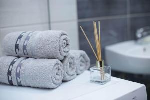 Bilik mandi di Apartman Green +58 gambar