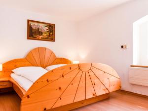 Letto o letti in una camera di Apartment in Brixlegg near Ski Juwel Slopes
