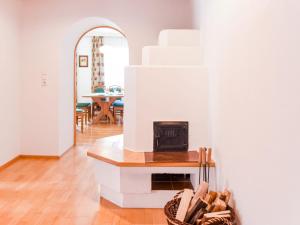 TV o dispositivi per l'intrattenimento presso Apartment in Brixlegg near Ski Juwel Slopes