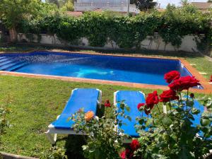 The swimming pool at or close to Villa Dacar