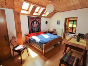 Postel nebo postele na pokoji v ubytování Apartment in Köttmansdorf near Keutschacher See