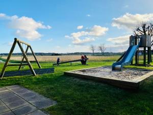 De kinderspeelruimte van Haus Vogelsand Whg 307