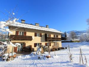 Obiekt Apartment Kitzbuhel near Ski Slopes zimą