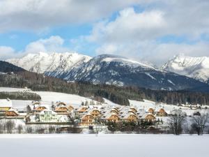 Fotografia z galérie ubytovania Chalet in ski area in Mauterndorf with sauna v destinácii Mauterndorf