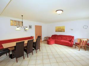 Część wypoczynkowa w obiekcie Apartment Stumm near Zillertal Ski Slopes