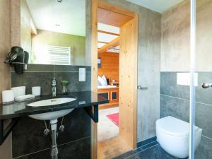Kúpeľňa v ubytovaní Apartment in Kirchberg near Ski Bus