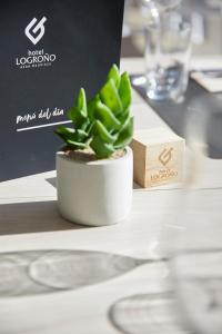 Certifikát, ocenenie alebo iný dokument vystavený v ubytovaní Iraipe Logroño Hotel