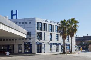 Budova, v ktorej sa hotel nachádza