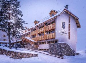 Le Grand Aigle Hotel & Spa**** v zimě