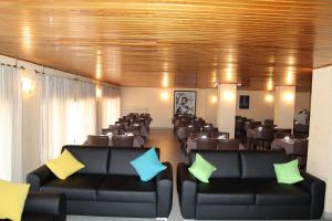 Posezení v ubytování Hôtel Sampiero Corso