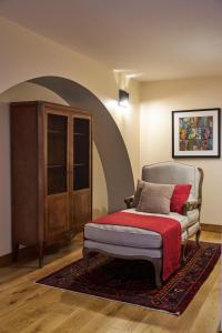 Katil atau katil-katil dalam bilik di Hotel Vatel Bordeaux