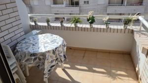 Balkón nebo terasa v ubytování Acogedor apartamento 2ª Línea playa