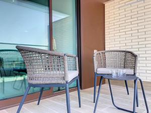 A balcony or terrace at Los Flamencos Vista Playa - 6109