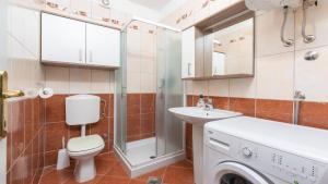 Fotografie z fotogalerie ubytování Apartment Gorazd v destinaci Karpinjan
