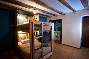 Letto o letti in una camera di The Secret Garden