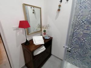 Koupelna v ubytování Il Cortiletto di Via Minniti + 37 fotografií