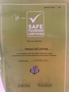 Certifikát, hodnocení, plakát nebo jiný dokument vystavený v ubytování PAPAYAS SELF catering ROOM