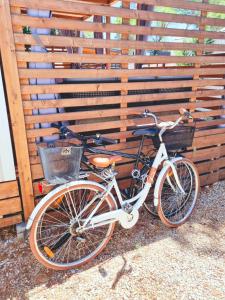 Imagen de la galería de Bungalow Home Sweet Home - Logement complet, en Biograd na Moru