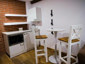 Kuchyň nebo kuchyňský kout v ubytování Apartmánový dům 13 Mezonet 2