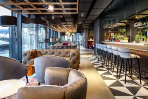 Zona de estar de Radisson RED Hotel, Vienna