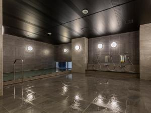 Bazén v ubytování Akabane Holic Hotel nebo v jeho okolí