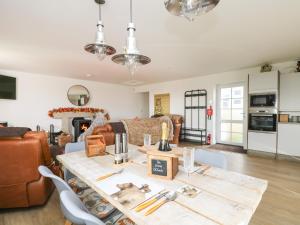 Gallery image of Bear Cottage in Truro