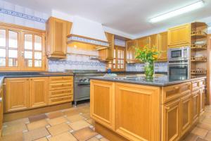 Kuchnia lub aneks kuchenny w obiekcie Villa Marjals 16