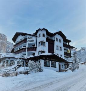 Hotel Condor v zimě