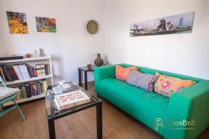 A seating area at Apartamento en Ronda Ocho Caños con Wifi