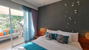 Katil atau katil-katil dalam bilik di Bliss Resort Krabi +143 gambar