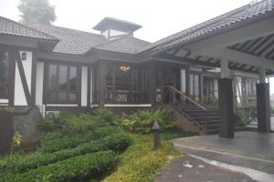 Bangunan di mana terletaknya resort