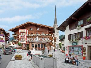 Fotografie z fotogalerie ubytování Chalet in Maria Alm in ski area with sauna v destinaci Maria Alm am Steinernen Meer