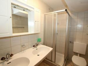 Fotografia z galérie ubytovania Quaint Apartment in Längenfeld with Sauna v destinácii Huben