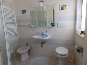 Koupelna v ubytování Sa Chessa B&B