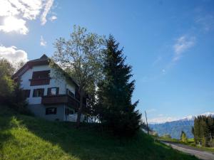 Galeriebild der Unterkunft Apartment in Mooswald in Carinthia with pool in Fresach