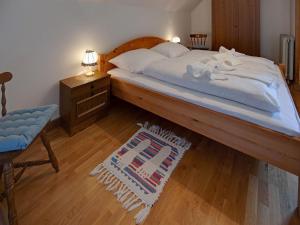 Galeriebild der Unterkunft Apartment in Mooswald in Carinthia with pool in Fresach
