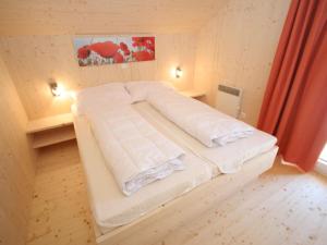 Posteľ alebo postele v izbe v ubytovaní Chalet in Hohentauern near Ski Lift