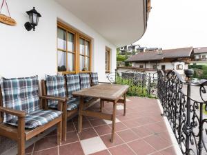 Posezení v ubytování Apartment in Hainzenberg near Ski Lift