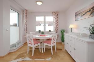 Galeriebild der Unterkunft Waterkant Wohnung 19 - Klabautermann in Boltenhagen
