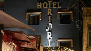 Imagen de la galería de Hotel Triart, en Korçë