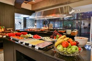 Jídlo v hotelu nebo okolí